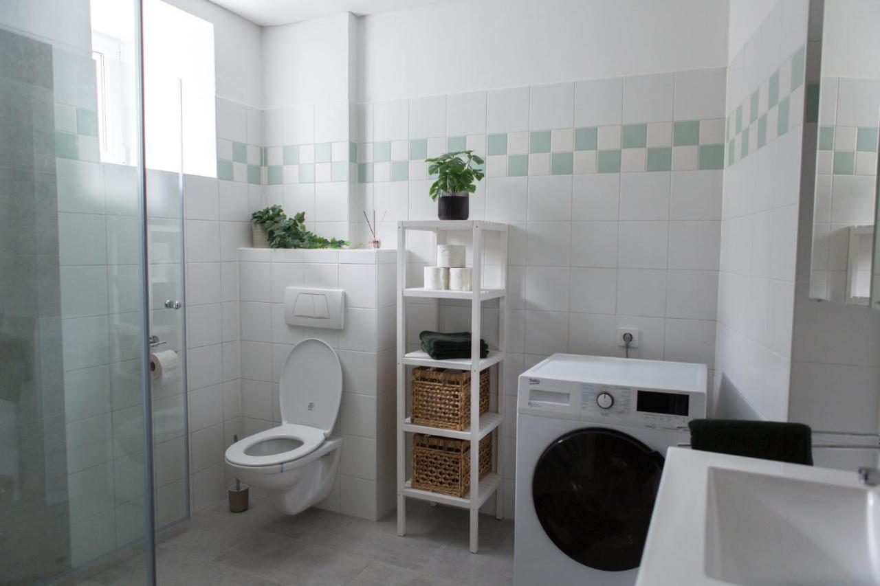 Charming City Apartment Грац Экстерьер фото